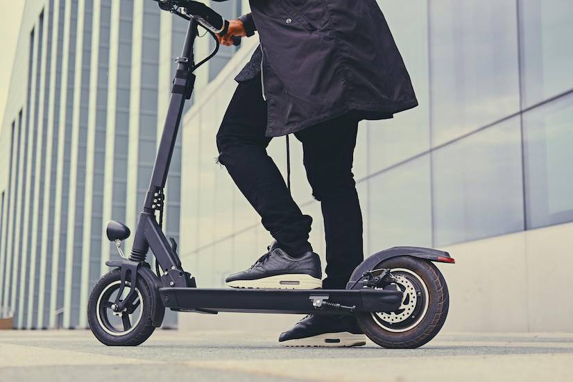 Why Should You Opt For Battery Bike Scooter?